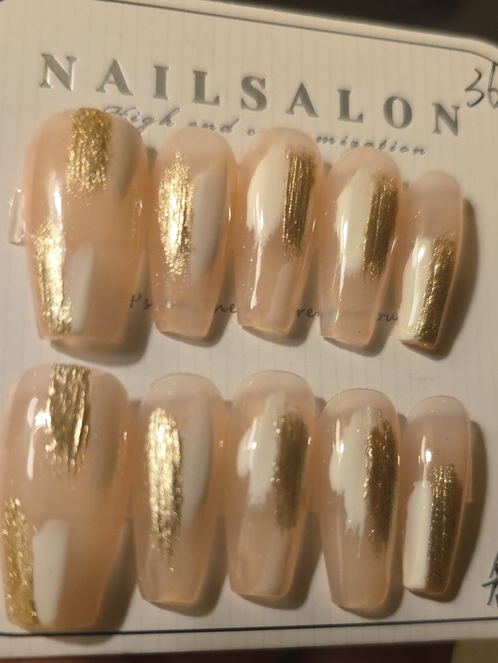 Nude & Gold Press-On Nail Set Size Med